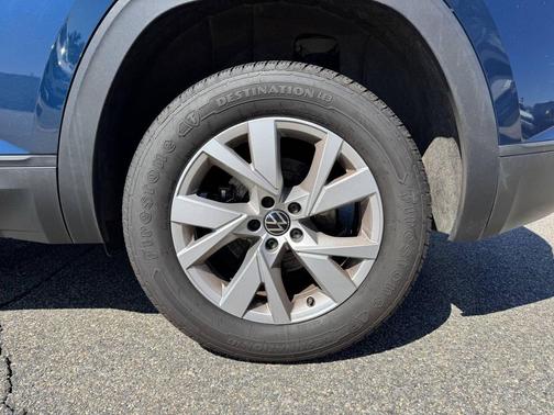 Tourmaline Blue Metallic 2020 Volkswagen Atlas Cross Sport 2.0T S