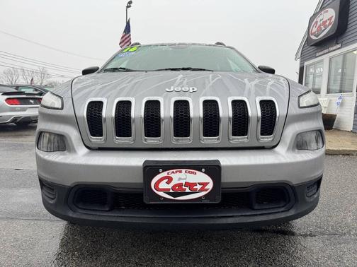 2016 Jeep Cherokee Sport