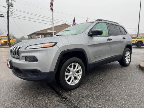 2016 Jeep Cherokee Sport