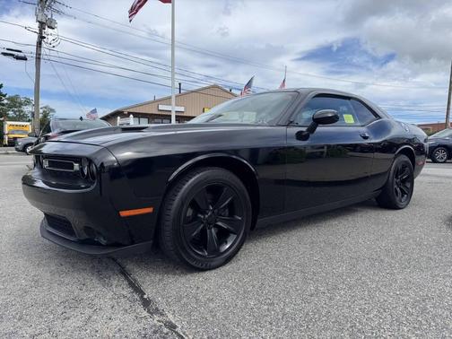2015 Dodge Challenger SXT