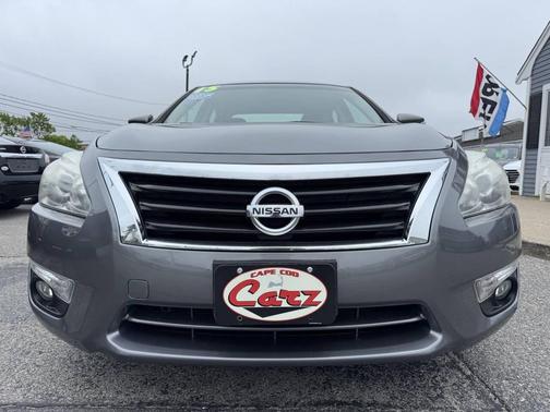 Gun Metallic 2015 Nissan Altima 2.5 SV