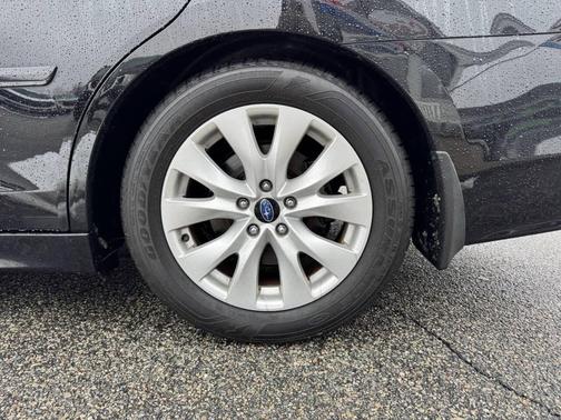 2016 Subaru Legacy Premium