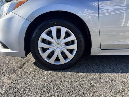 Gray 2015 Subaru Legacy Base
