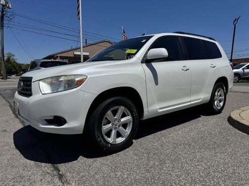 Blizzard Pearl 2010 Toyota Highlander SE