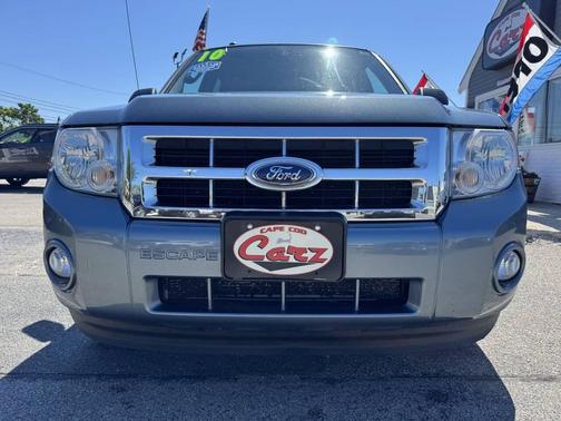 Green 2010 Ford Escape XLT