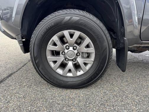 2019 Toyota Tacoma SR5