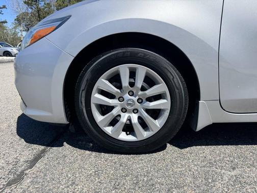 Brilliant Silver 2018 Nissan Altima 2.5 S
