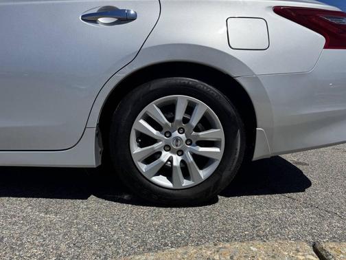 Brilliant Silver 2018 Nissan Altima 2.5 S