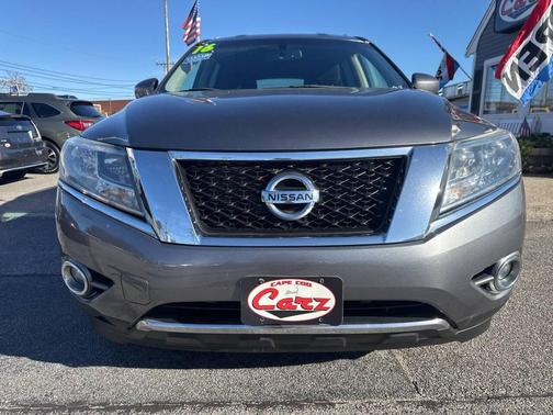 2016 Nissan Pathfinder SV