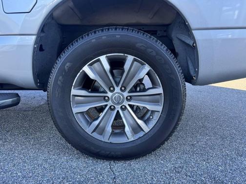 2017 Nissan Titan SL