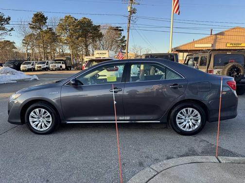 2014 Toyota Camry Hybrid LE