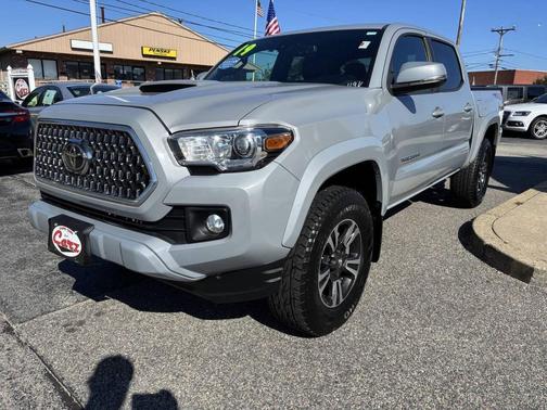 2019 Toyota Tacoma TRD Sport