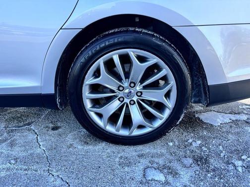 2013 Ford Taurus Limited