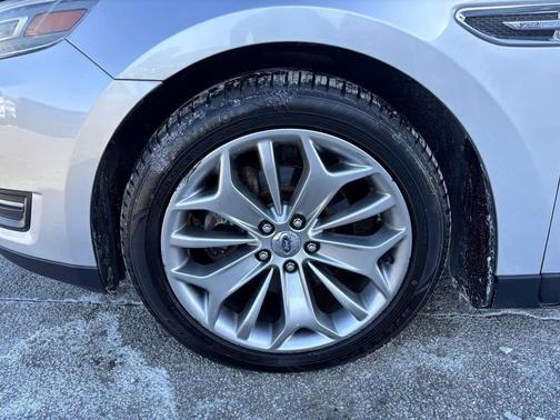 2013 Ford Taurus Limited