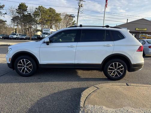 2020 Volkswagen Tiguan 2.0T SE 4MOTION