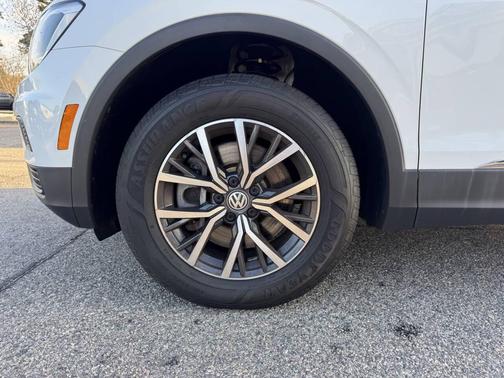 2020 Volkswagen Tiguan 2.0T SE 4MOTION