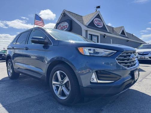 Blue Metallic 2019 Ford Edge SEL
