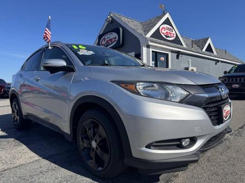 Alabaster Silver Metallic 2016 Honda HR-V EX-L w/Navigation