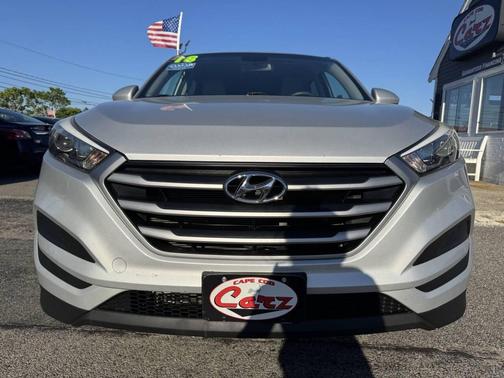 Molten Silver 2018 Hyundai TUCSON SE