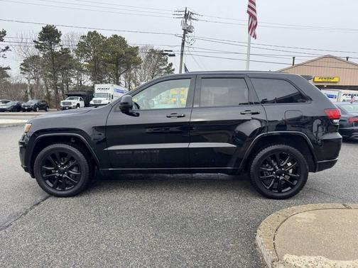 2018 Jeep Grand Cherokee Altitude