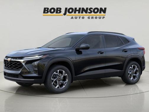 Mosaic Black Metallic 2026 Chevrolet Trax LT