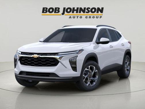 Summit White 2026 Chevrolet Trax LT