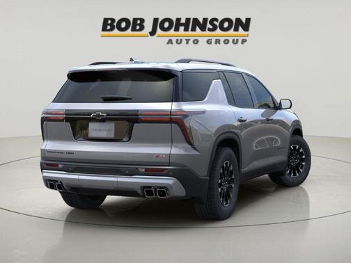 Sterling Gray Metallic 2026 Chevrolet Traverse Z71