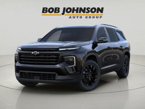 Mosaic Black Metallic 2026 Chevrolet Traverse LT