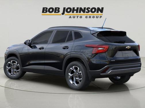 Mosaic Black Metallic 2026 Chevrolet Trax LT