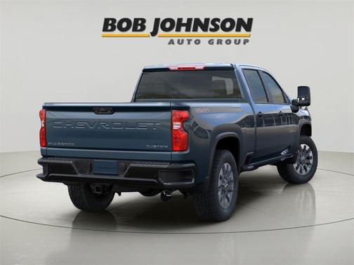 2026 Chevrolet Silverado 2500 Custom