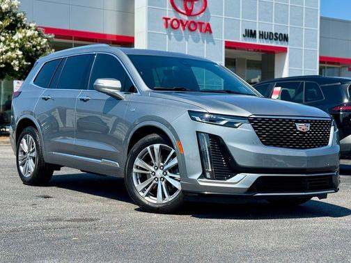 Argent Silver Metallic 2023 Cadillac XT6 Premium Luxury FWD