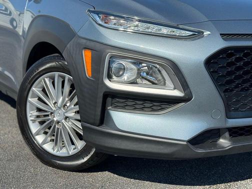 Sonic Silver 2021 Hyundai KONA SEL