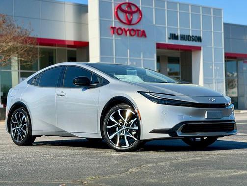 Cutting Edge 2026 Toyota Prius Plug-In Hybrid XSE Premium