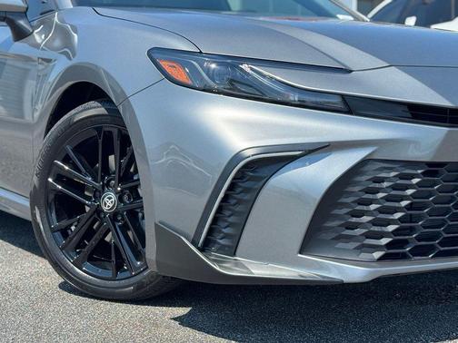 Heavy Metal 2026 Toyota Camry SE