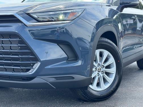 Storm Cloud 2026 Toyota Grand Highlander XLE