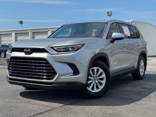 Celestial Silver Metallic 2024 Toyota Grand Highlander XLE