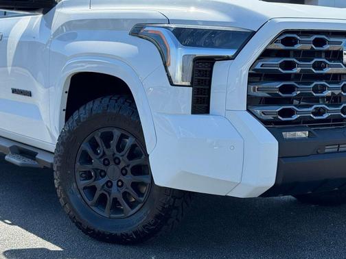 Ice Cap 2026 Toyota Tundra SR5