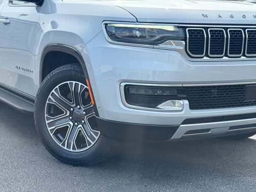 Silver Zynith 2024 Jeep Wagoneer L Series II 4x2