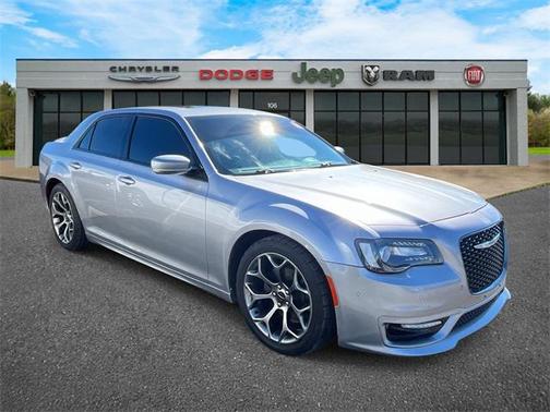 2018 Chrysler 300 S