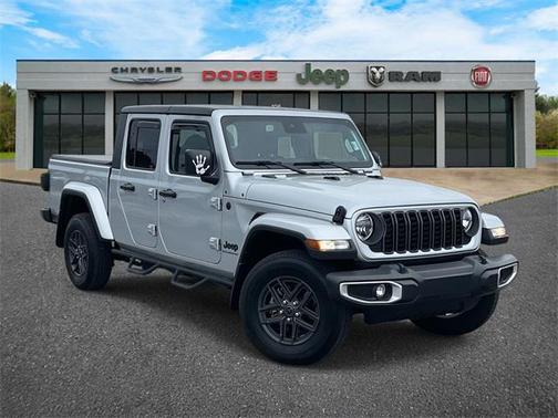 2024 Jeep Gladiator Sport S