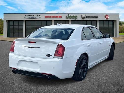 2023 Chrysler 300 C