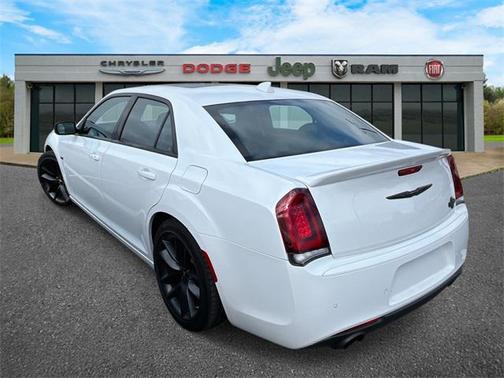 2023 Chrysler 300 C