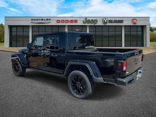 Black Clearcoat 2024 Jeep Gladiator Nighthawk