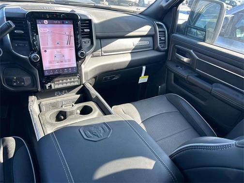 2025 RAM 2500 Laramie Crew Cab 4x4 6'4' Box