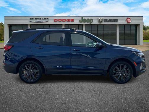 Blue Glow Metallic 2023 Chevrolet Equinox FWD RS
