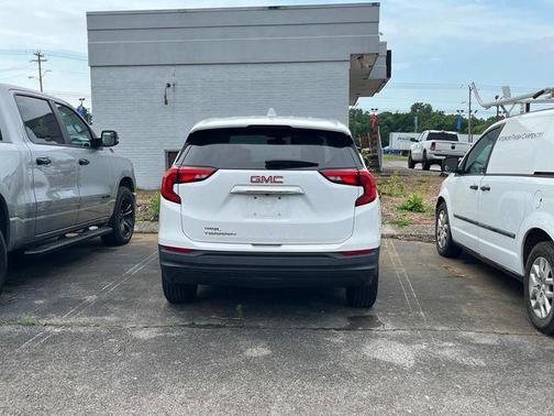 Summit White 2018 GMC Terrain SLE