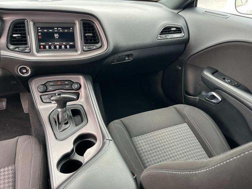 White Knuckle Clearcoat 2023 Dodge Challenger SXT