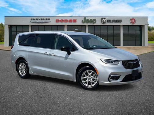 Silver Mist Clearcoat 2024 Chrysler Pacifica Touring L