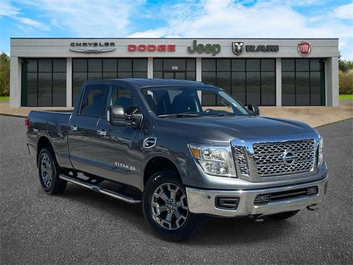 2019 Nissan Titan XD SV