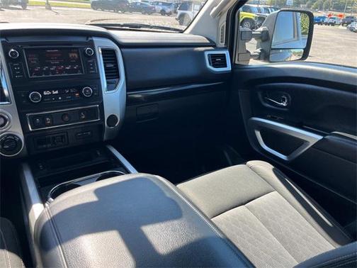 2019 Nissan Titan XD SV